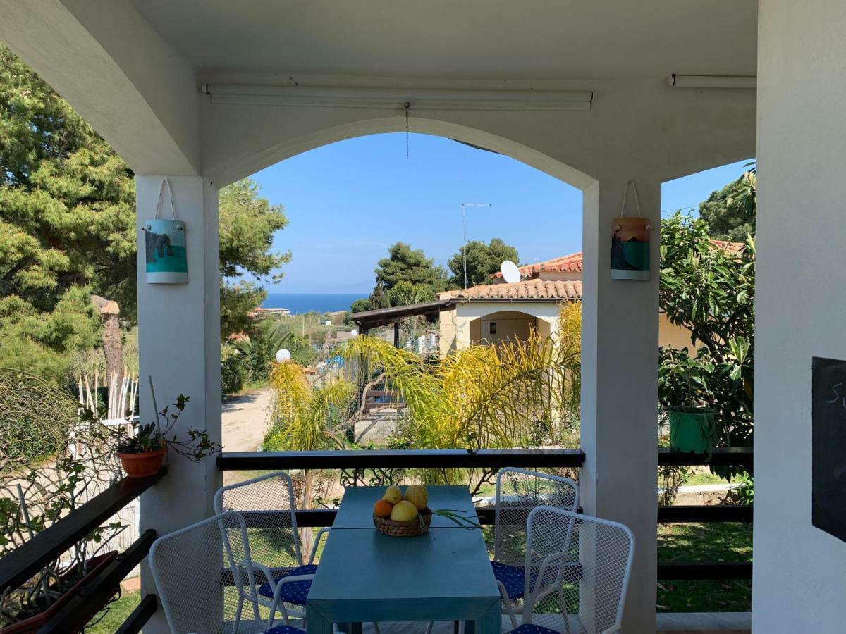 B&B A Casa Di Picci Santa Domenica  Buitenkant foto